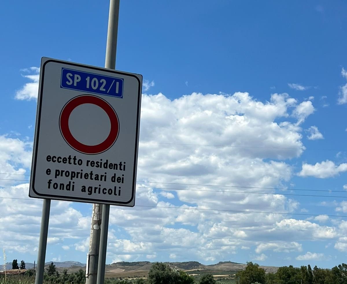 STRADA DISSESTATA A PATERNÒ: L’ALLARME DI CONFAGRICOLTURA SULLA SP 102/I