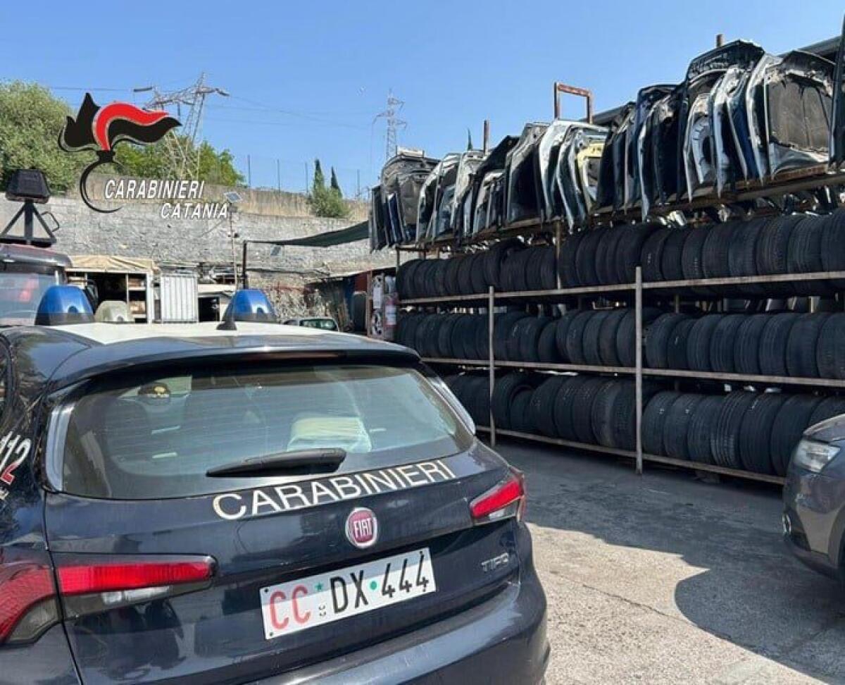 Ricambi auto rubati, maxi operazione a Catania: due denunciati e 25mila euro di multe - 