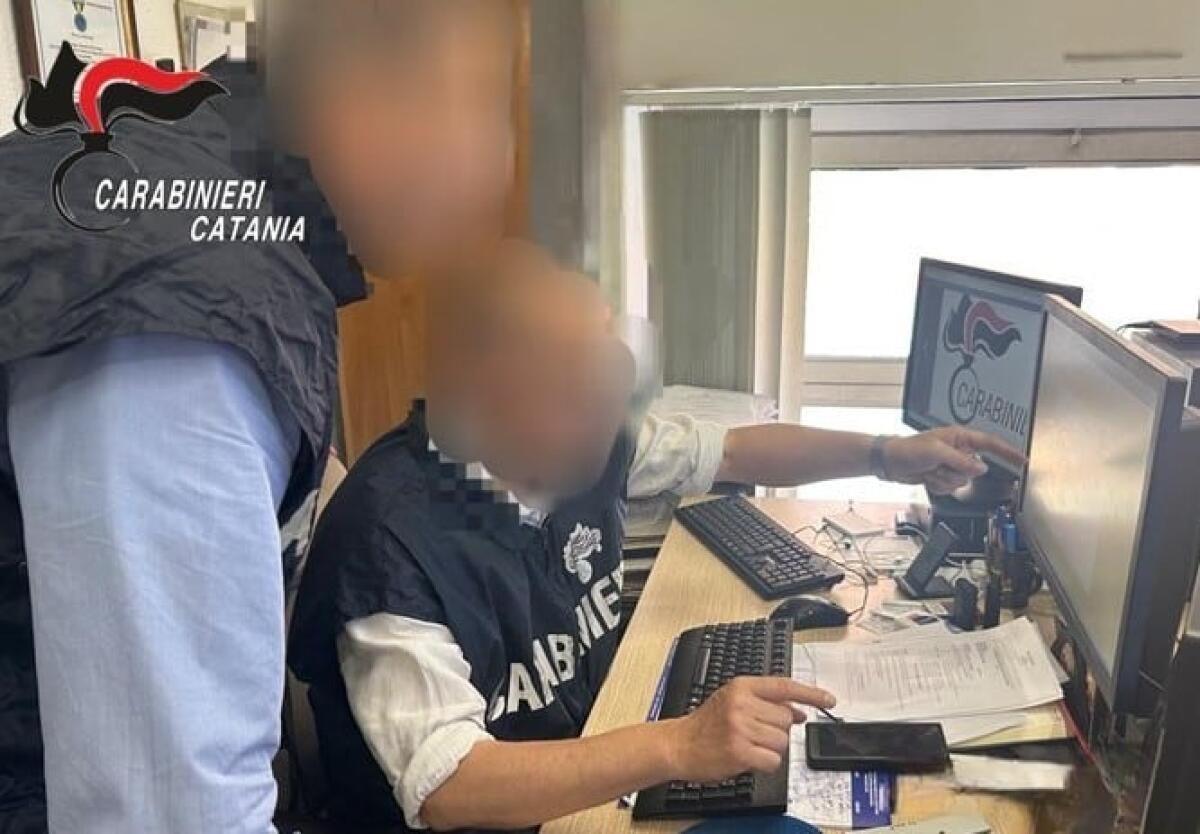 MALETTO. Compra telefono online, finisce vittima di truffa ed estorsione: denunciato 51enne - 