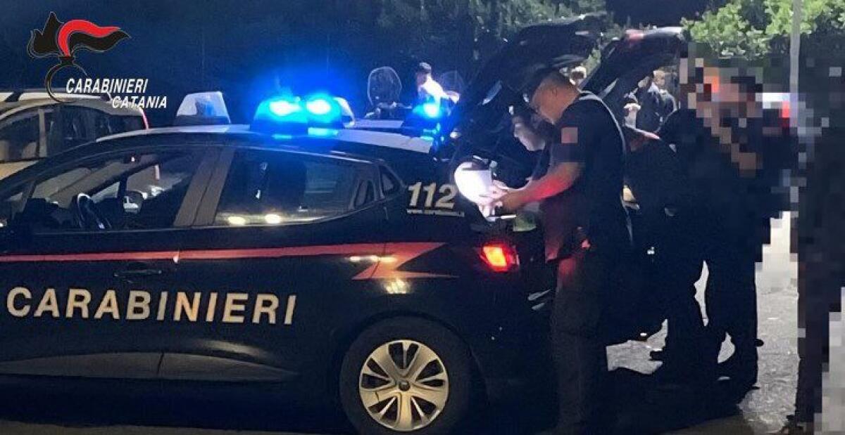 RADDUSA, LITE TRA FIDANZATI SI TRASFORMA IN UNA RISSA TRA LE FAMIGLIE: QUATTRO DENUNCIATI - 