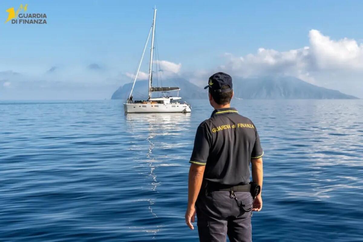 MESSINA. PRODUCEVA YACHT CON MARCHIO CONTRAFFATTO, DENUNCIATO TITOLARE STABILIMENTO - 