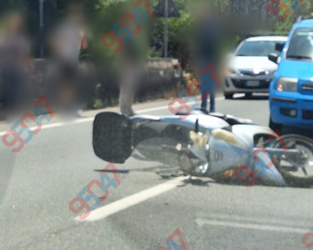 BIANCAVILLA. INCIDENTE SULLA SS284, SCONTRO AUTO SCOOTER, SOCCORSI SUL POSTO