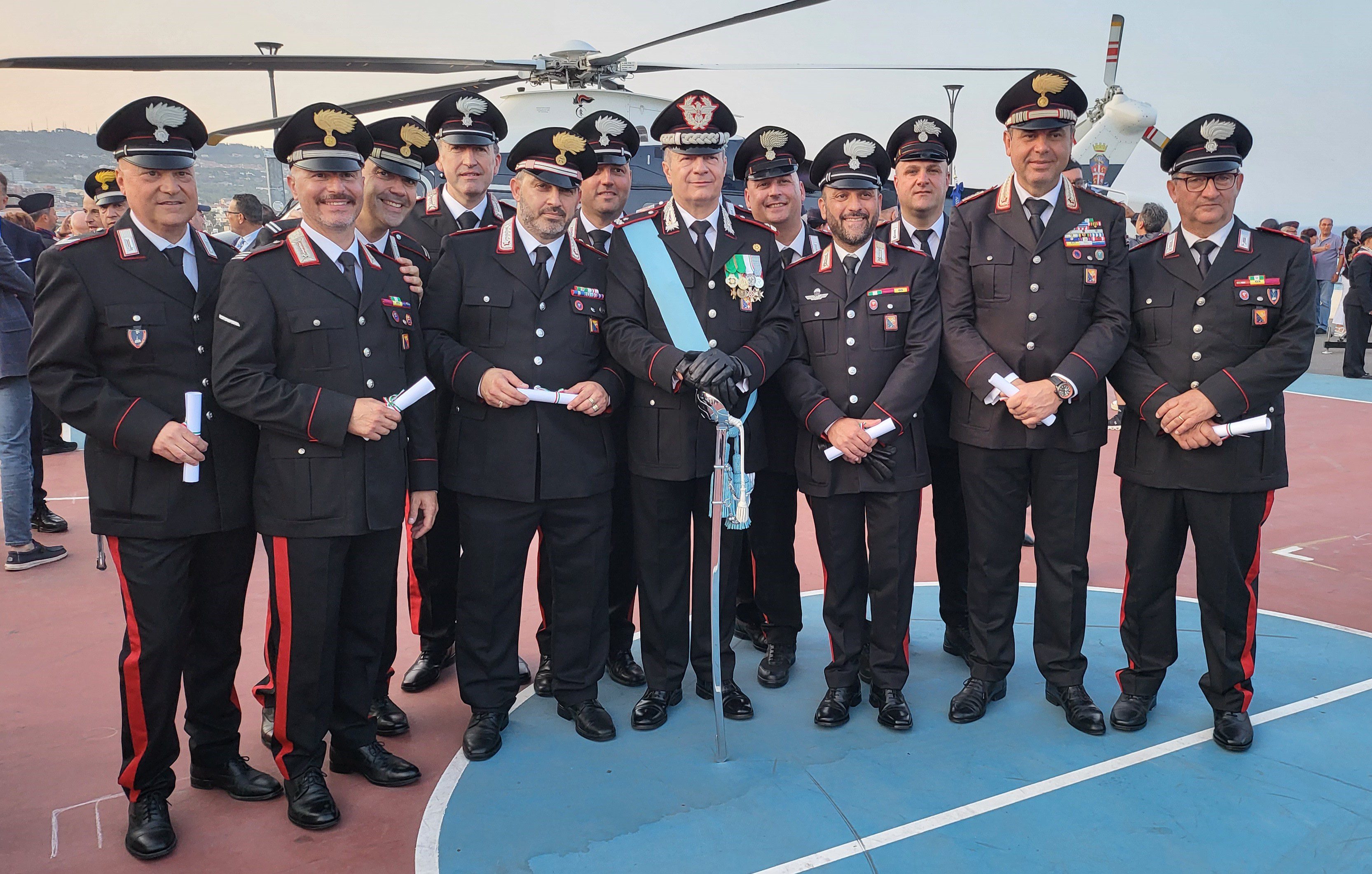 CATANIA, CERIMONIA PER I 211 ANNI DELL’ARMA DEI CARABINIERI: PREMIATI I MILITARI PIÙ VALOROSI