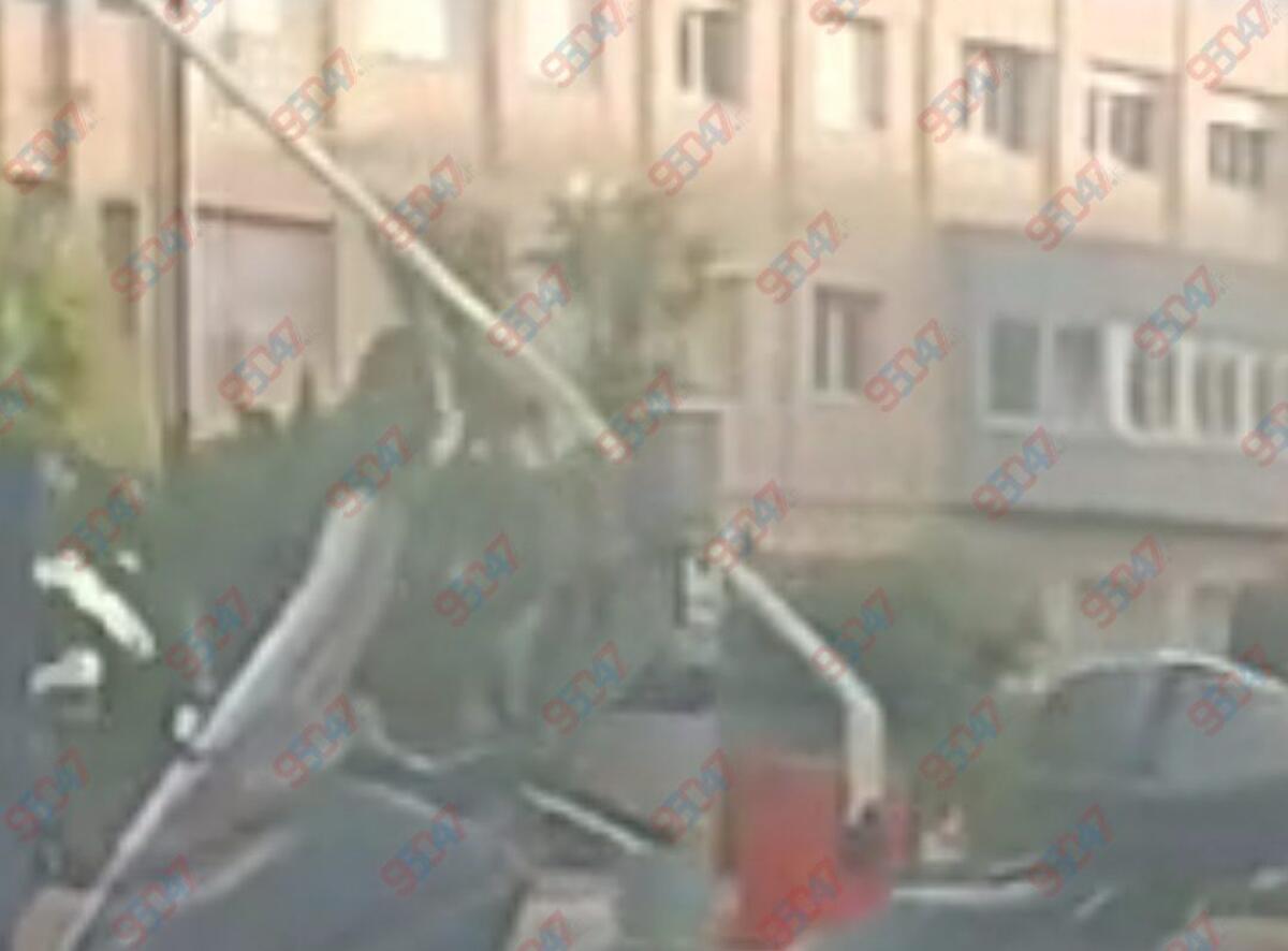 INSEGUIMENTO DA FILM DA MISTERBIANCO A PATERNÒ: FAMIGLIA IN FUGA ROMPE LA SBARRA DEI CARABINIERI PER CHIEDERE AIUTO - 