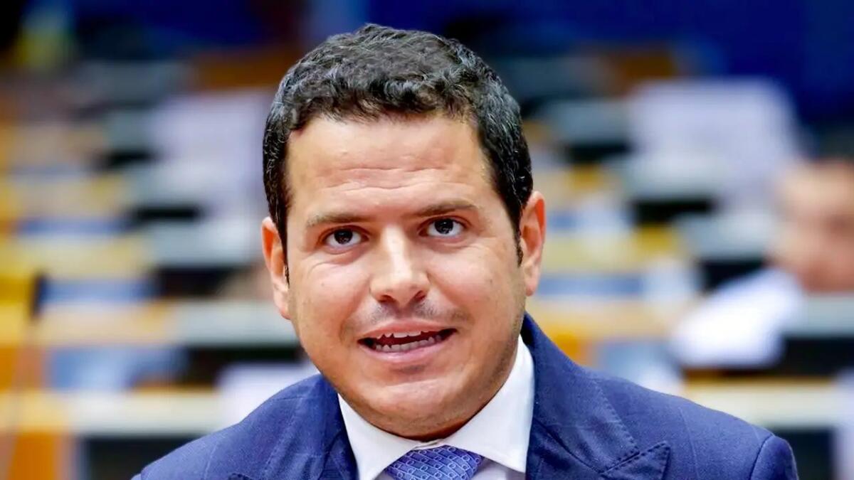 PROCURA DI PALERMO: CHIUSE LE INDAGINI SU GALVAGNO, ACCUSATO DI CORRUZIONE E PECULATO. AUTO BLU USATA PER SPESE PERSONALI: 60 VIAGGI SOTTO INCHIESTA - 