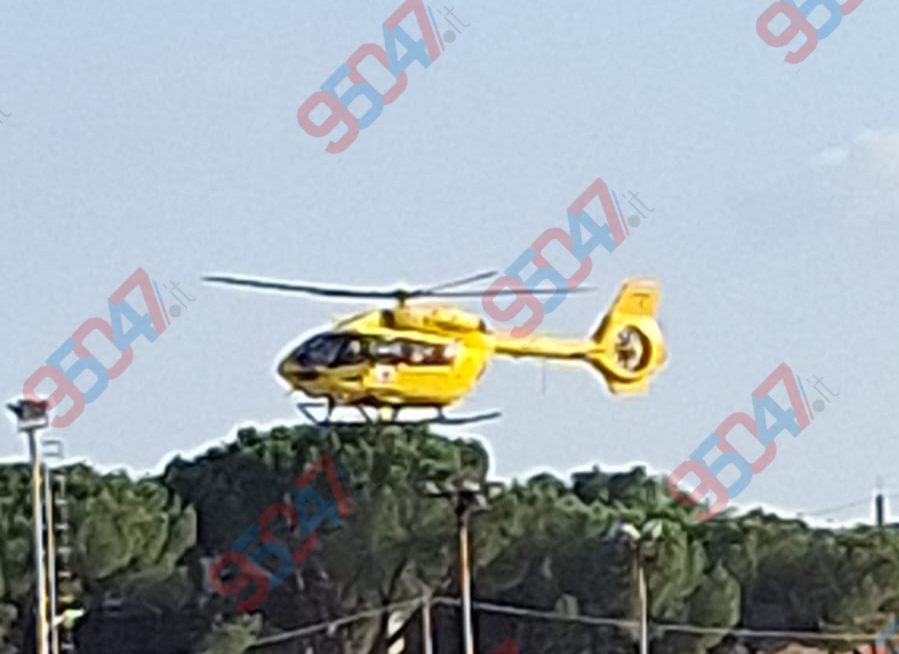 PATERNÒ, GRAVE INCIDENTE IN VIA DELLE GEMME: SCOOTER TRAVOLTO DA CAMION, DUE RAGAZZE FERITE. IL MEZZO NON SI SAREBBE FERMATO