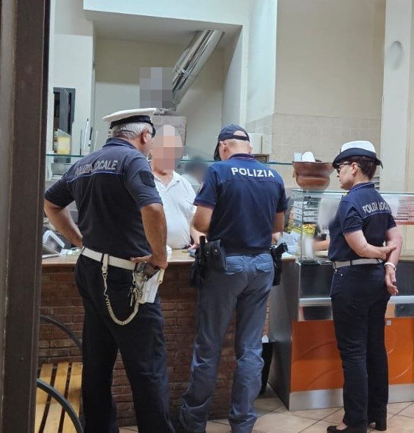 BELPASSO: SOSPESA L’ATTIVITA’ DI UN PUB PER LAVORO NERO, RISCONTRATE CARENZE IGIENICHE IN UNA PIZZERIA. ELEVATE SANZIONI PER 27.000 EURO CIRCA.