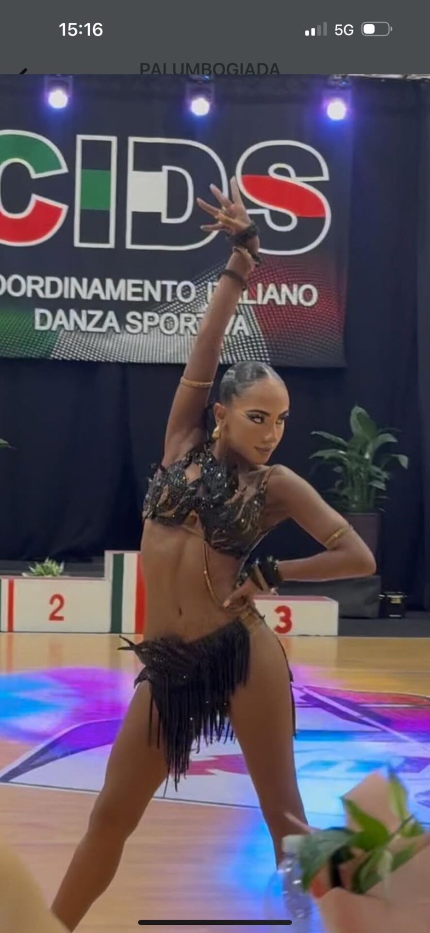 SUCCESSO TRAVOLGENTE PER “MUSICALS”: IL SAGGIO DI FINE ANNO DELLA SCUOLA FUTURA STUDIO CONQUISTA IL TEATRO ABC