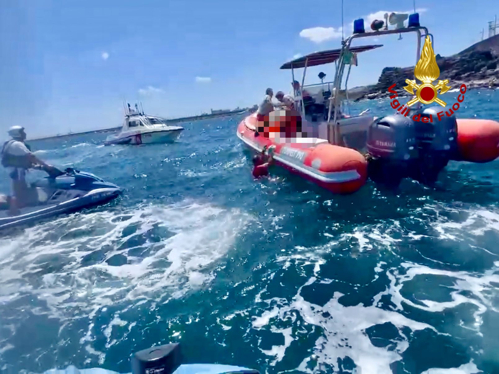 Catania, corpo senza vita di un uomo di 68 anni recuperato sotto la scogliera della Stazione Centrale