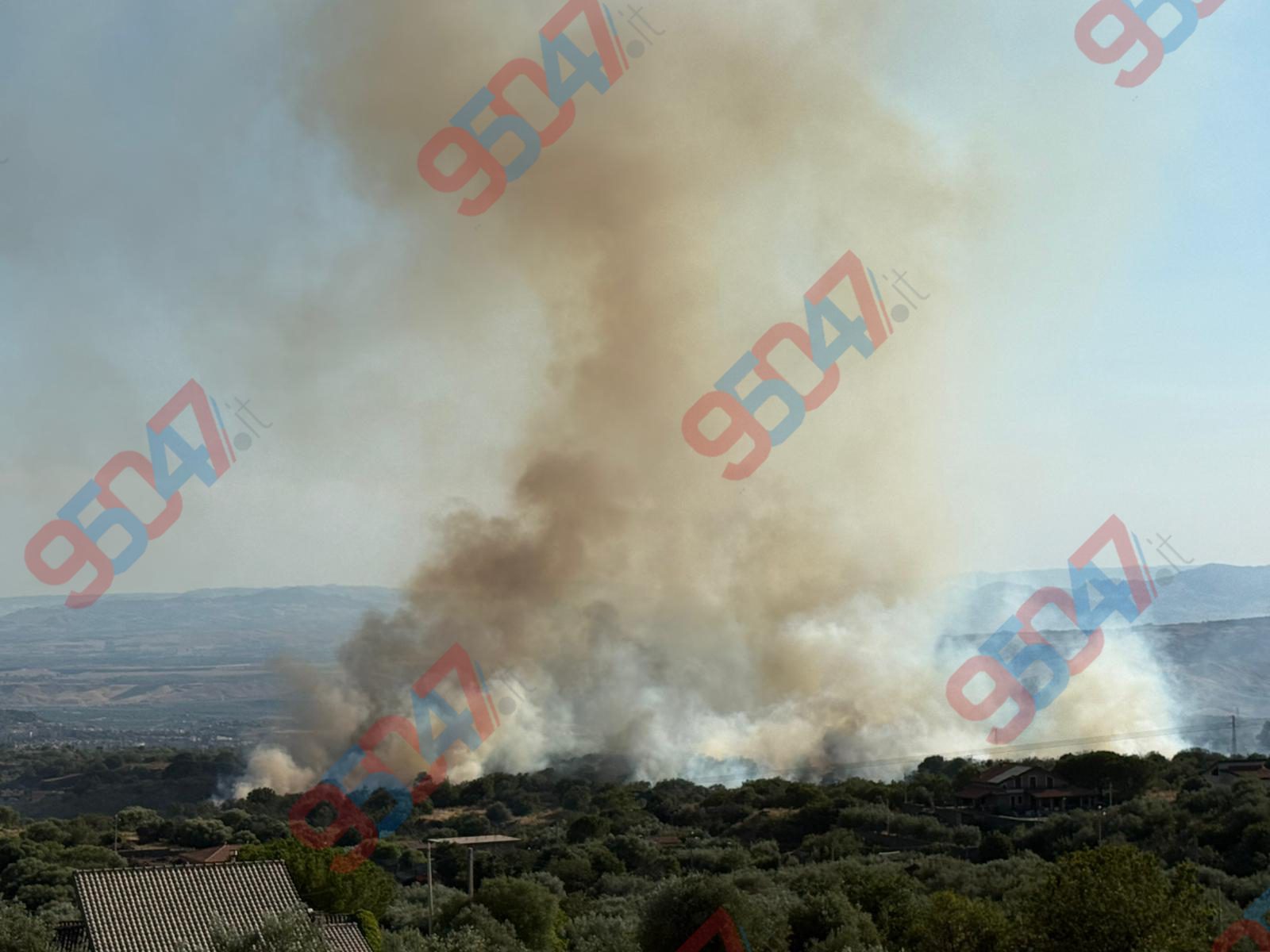 Incendi a Centuripe, Ragalna, Jannarello e Motta: bilancio pesante