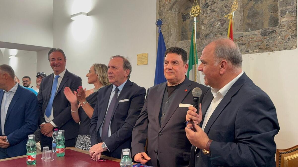 CAOS IN CASA PATERNÒ CALCIO: GIAN PAOLO MONTINERI LANCIA L’ALLARME, CICERO SI DIMETTE, PAGANA SMENTISCE MA IL CONTRATTO NON È DEPOSITATO - 