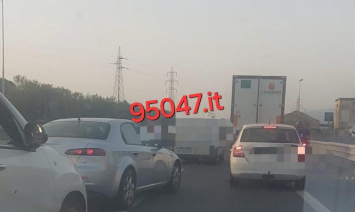 Catania, incidente in tangenziale: lunghe code e disagi anche sulla SS121 - 