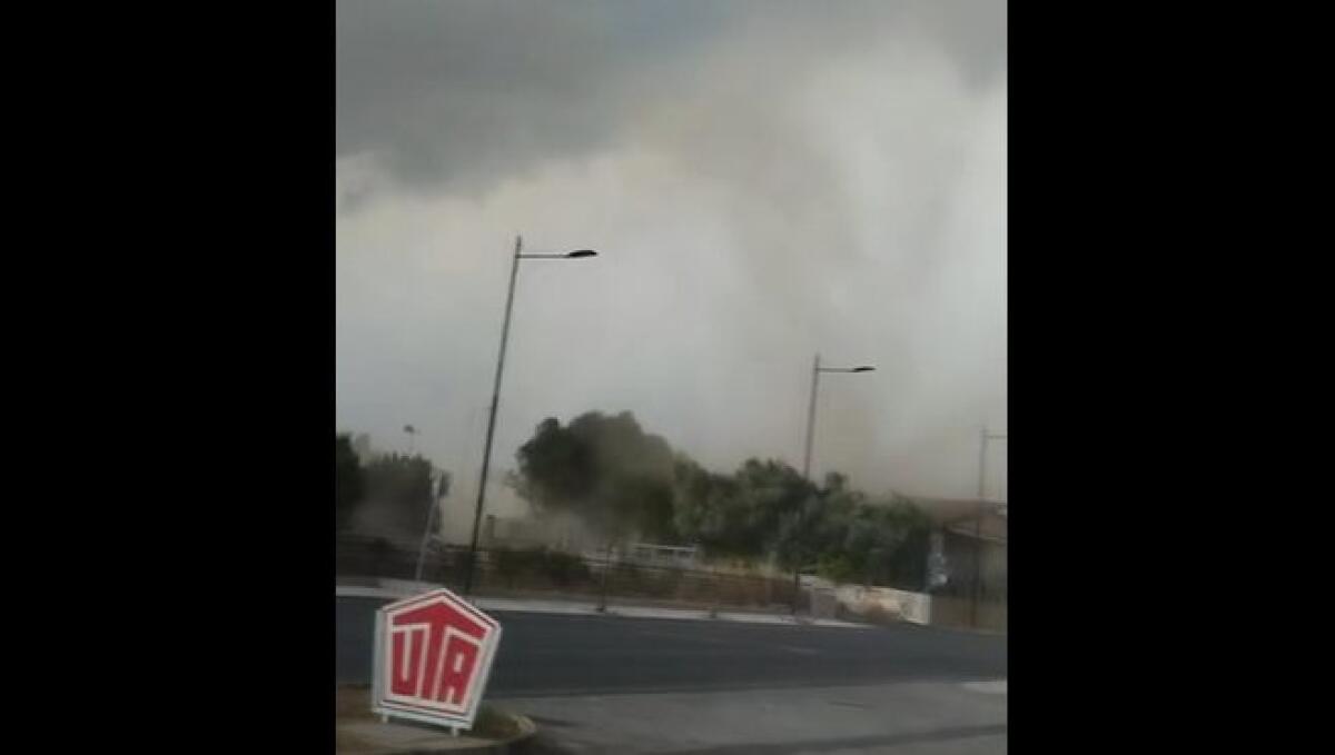 Tromba d’aria a Modica, paura tra i residenti: nel pomeriggio attesi forti temporali in Sicilia - 