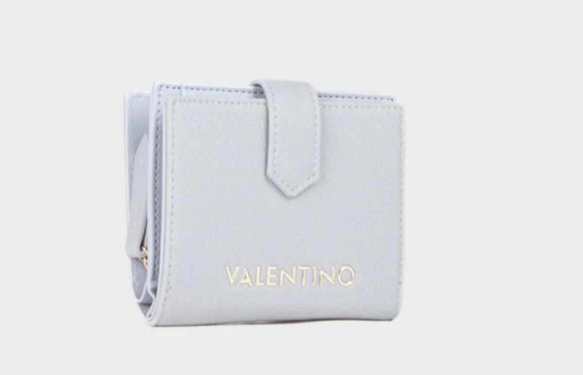 SMARRITO PORTAFOGLIO A PATERNÒ: CONTIENE DOCUMENTI IMPORTANTI, L’APPELLO DELLA PROPRIETARIA - 