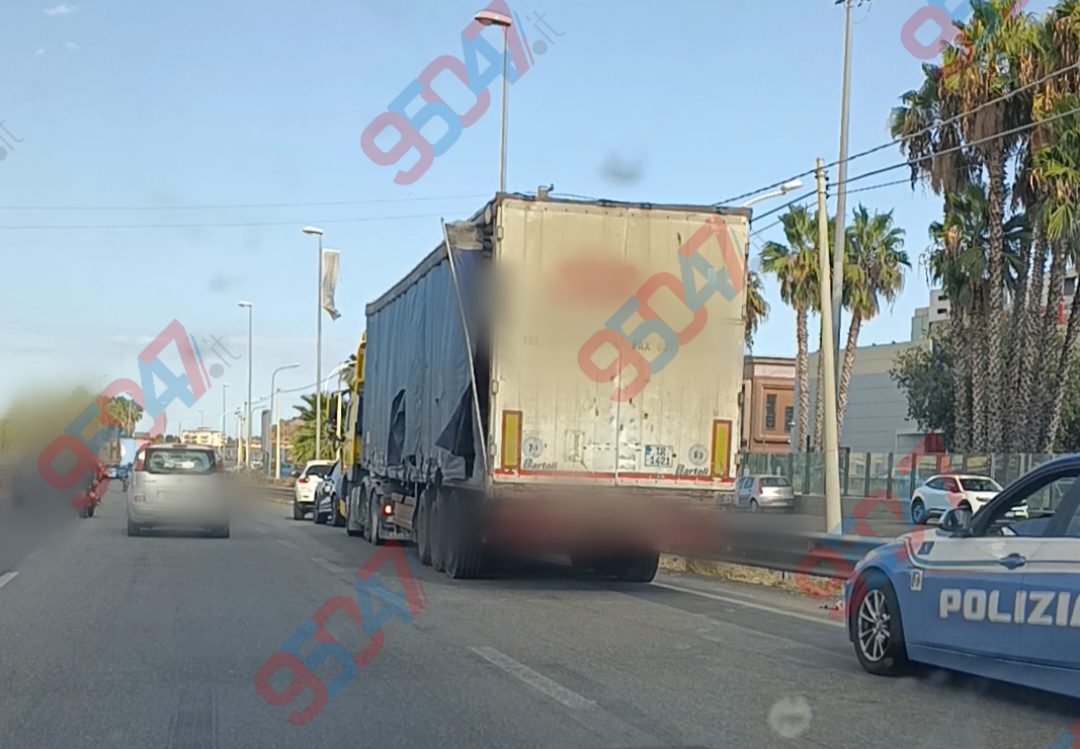 GUASTO A MEZZO PESANTE SULLA TANGENZIALE DI CATANIA: TRAFFICO PARALIZZATO IN DIREZIONE MESSINA