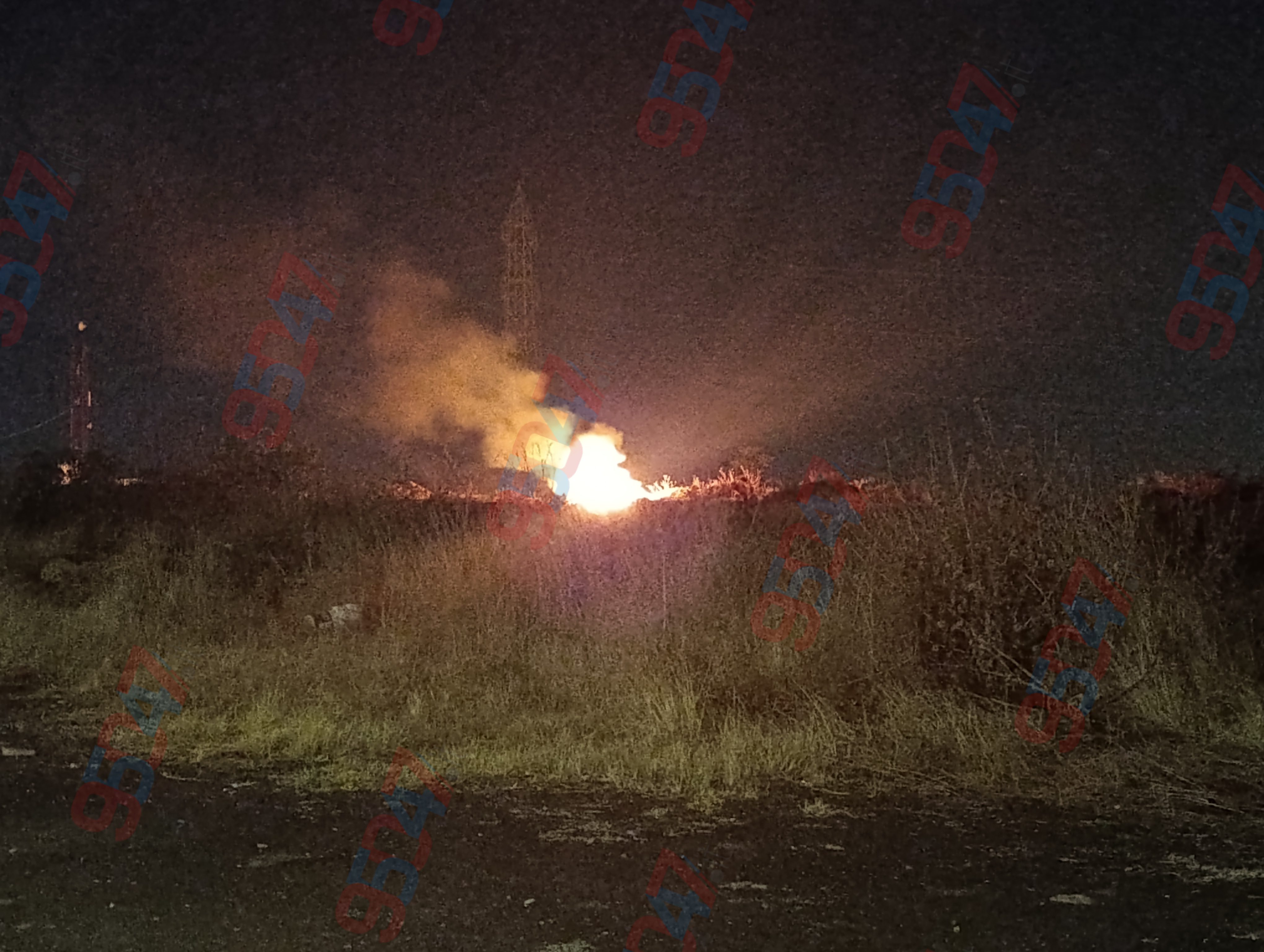 STERPAGLIE IN FIAMME TRA BELPASSO E PATERNÒ IN CONTRADA GIACONIA