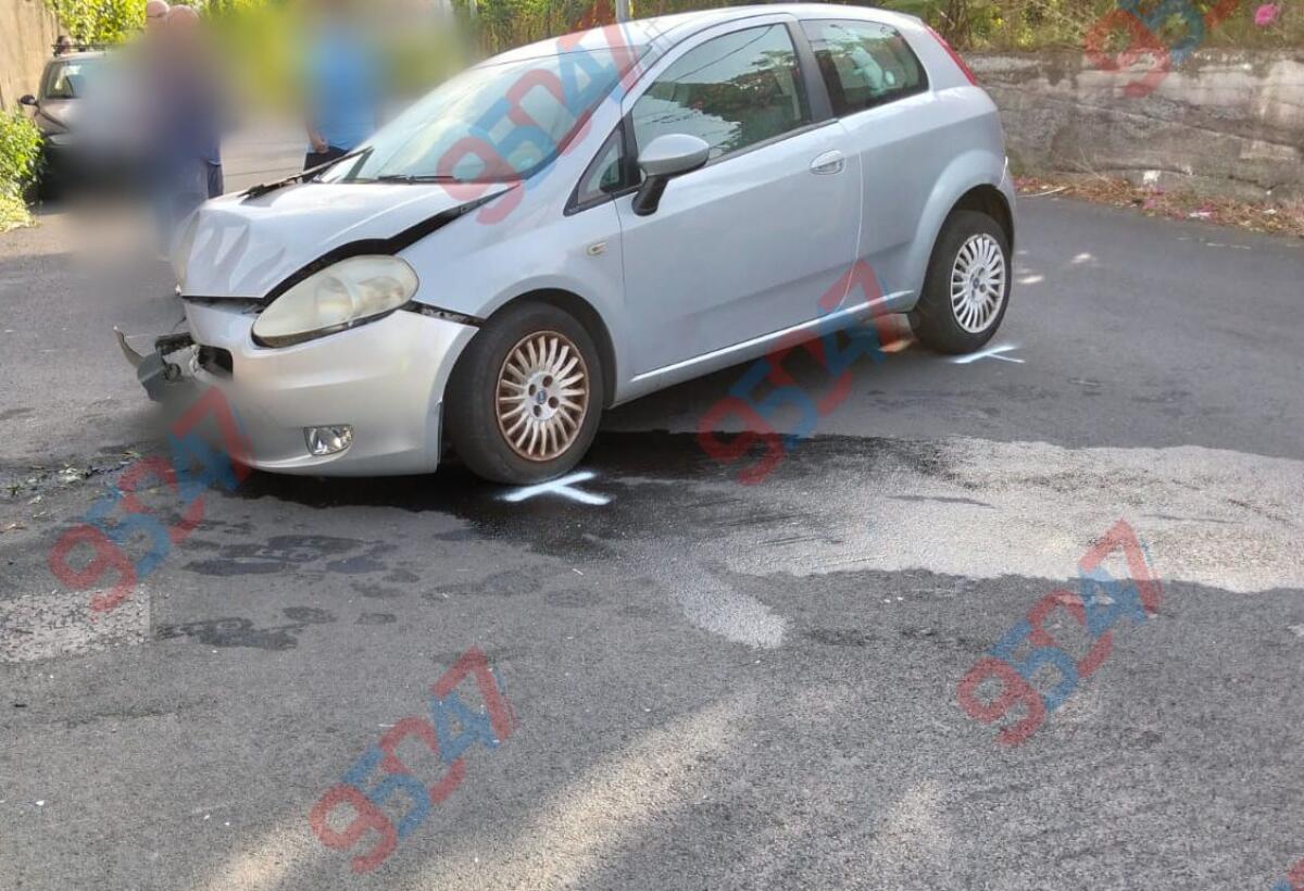 Aci Sant’Antonio, auto contro un muro , donna ferita - 