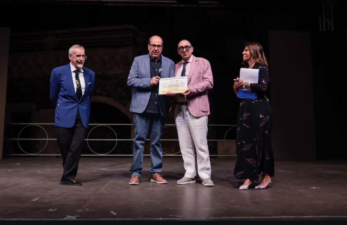 Etnabook 2025 a Catania, il medico licodiese Giuseppe Seminara vince il Premio della Critica con Entychema - 