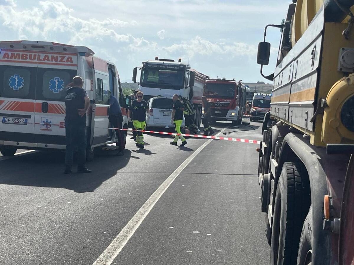 Frontale auto-camion sulla Catania-Ragusa: morti marito e moglie Maltesi - 