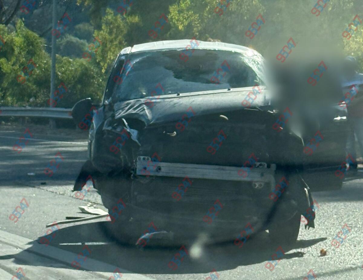 Incidente sull’A18 nel pomeriggio: scontro tra camion e auto nei pressi di Giardini Naxos - 