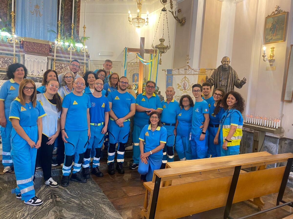 La Misericordia di Paternò porta la Croce del Giubileo tra istituzioni e luoghi del bisogno - 