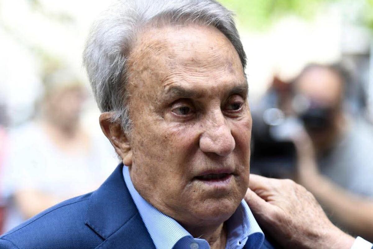 Addio a Emilio Fede, morto a 94 anni lo storico volto del giornalismo televisivo - 