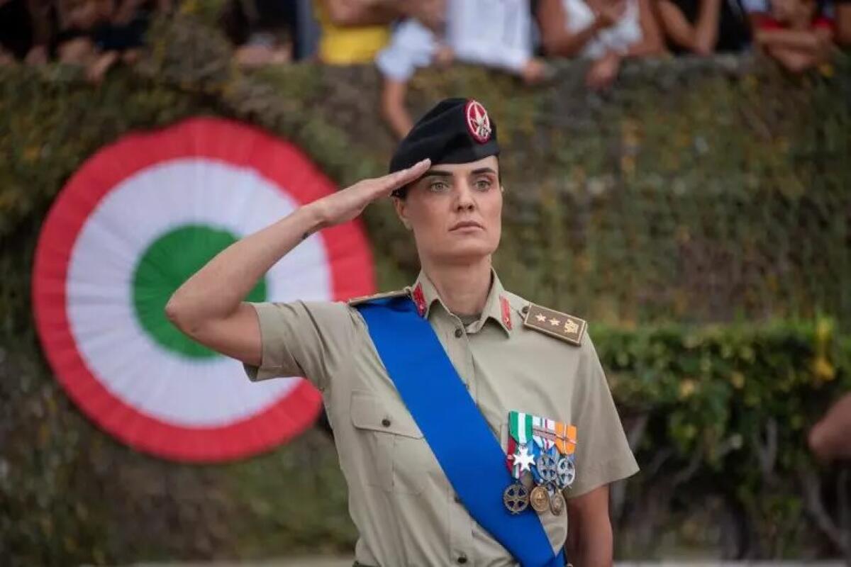 È catanese la prima donna al comando di un reparto dell’Esercito in Sicilia: Alessandra Scuderi guida il “Sesto Aosta” - 