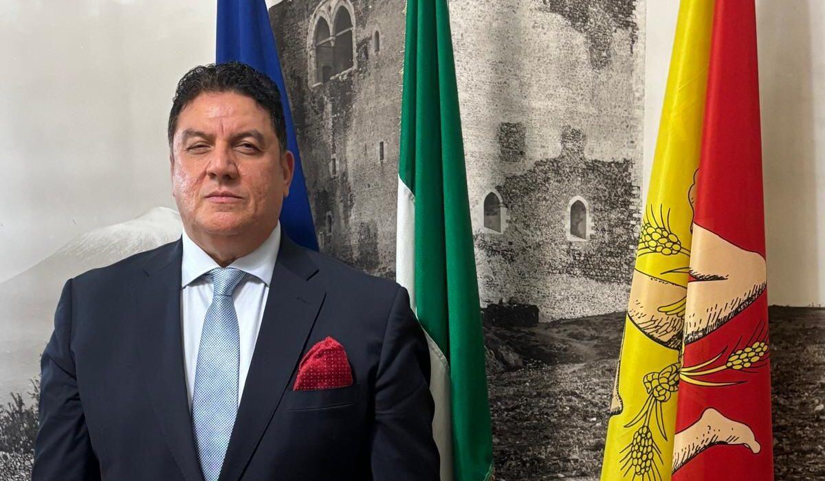 Paternò Calcio, rivoluzione nello staff tecnico e nuova riorganizzazione societaria: niente abbonamenti, stadio gratis per tutti i tifosi - 