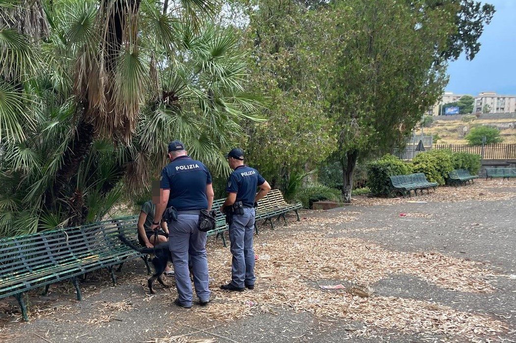 Paternò, maxi operazione della Polizia: bar e panetteria multati per irregolarità, stangata da 7 mila euro