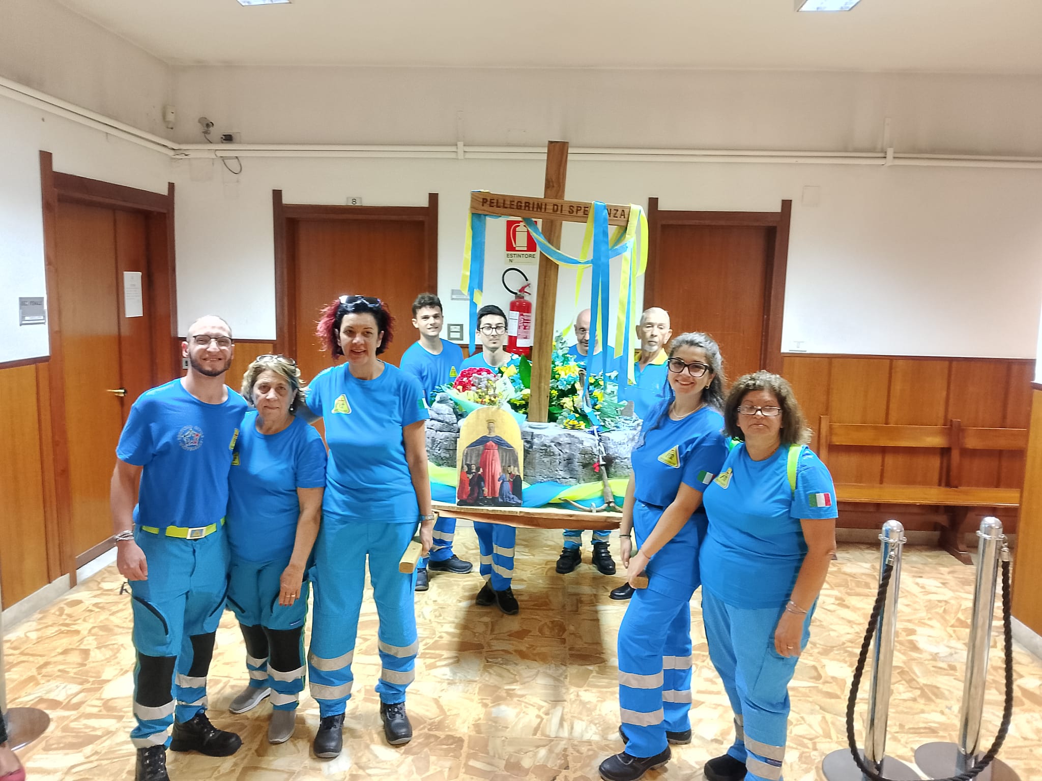 La Misericordia di Paternò porta la Croce del Giubileo tra istituzioni e luoghi del bisogno