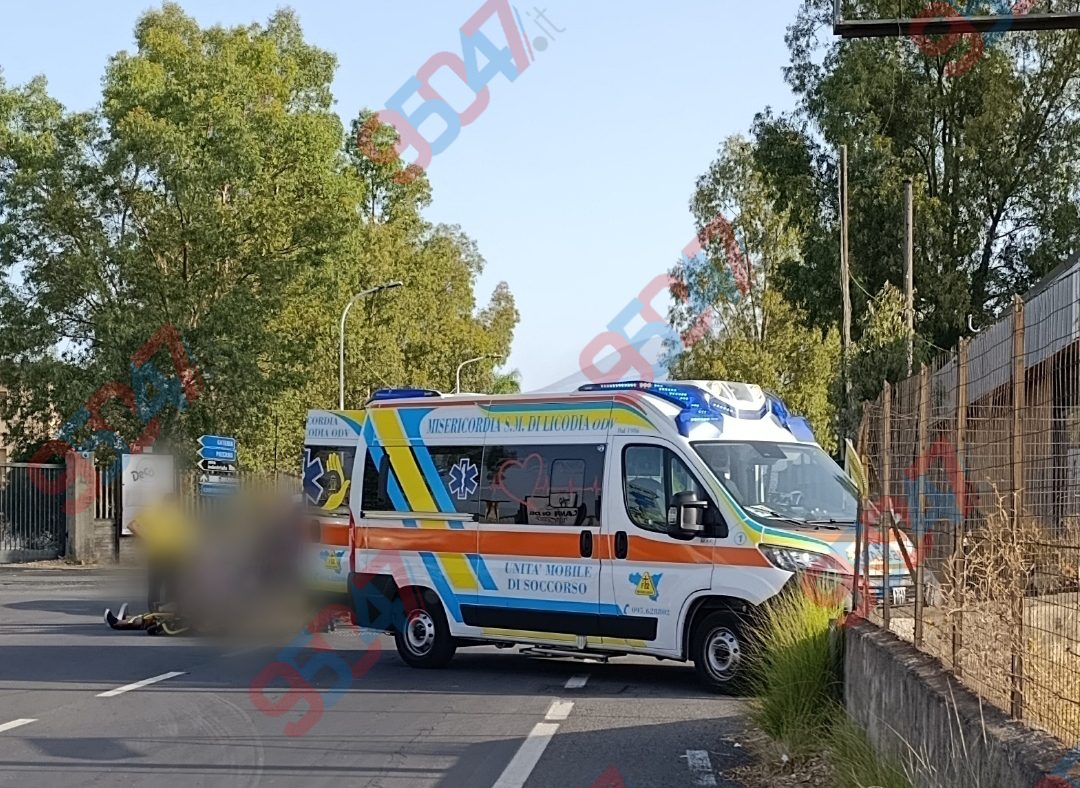 Belpasso, paura questa mattina sulla Strada Provinciale 14: giovane in ospedale dopo incidente