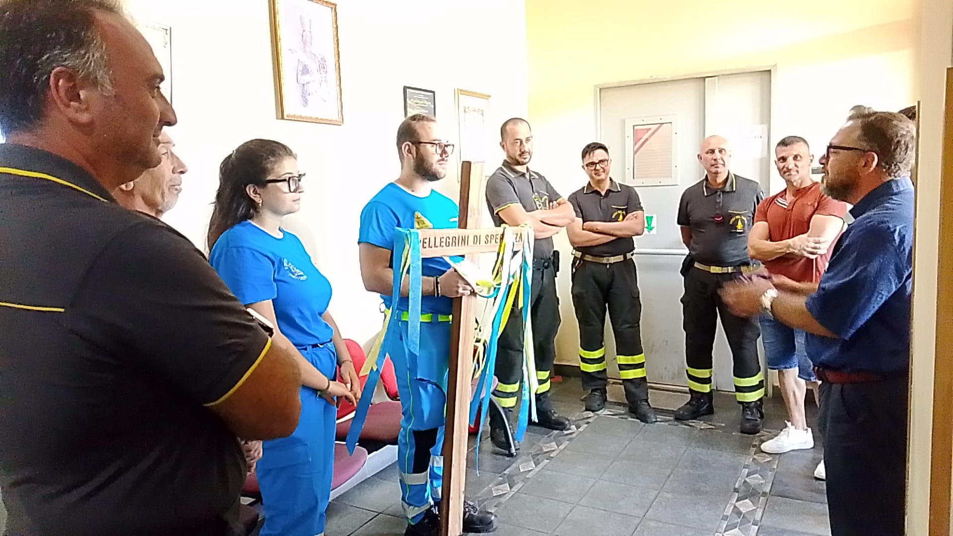 La Misericordia di Paternò porta la Croce del Giubileo tra istituzioni e luoghi del bisogno