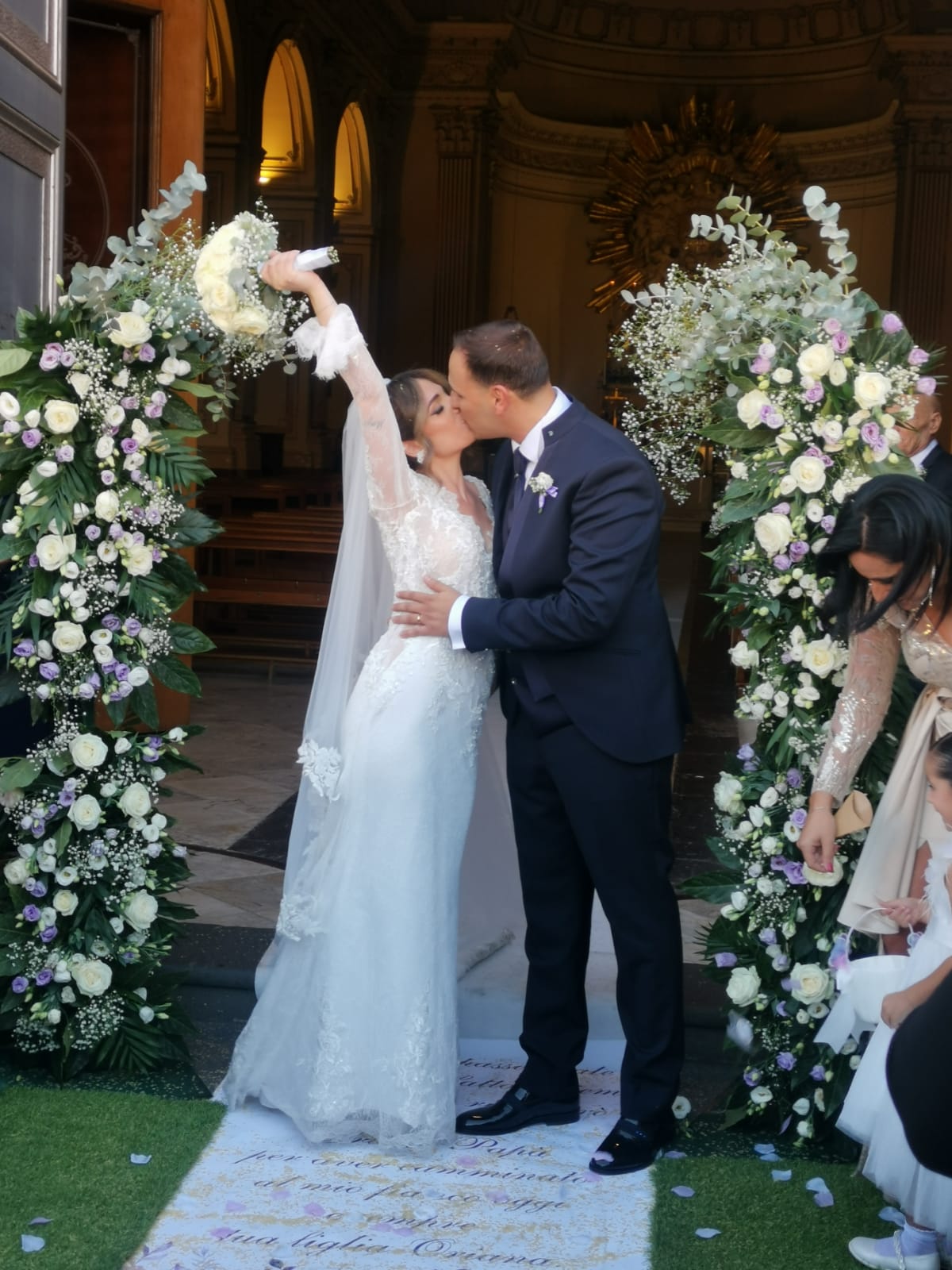 Paternò, nozze per Oriana Borzì e Dario Corallo: due giovani sposi paternesi hanno coronato il loro sogno d’amore