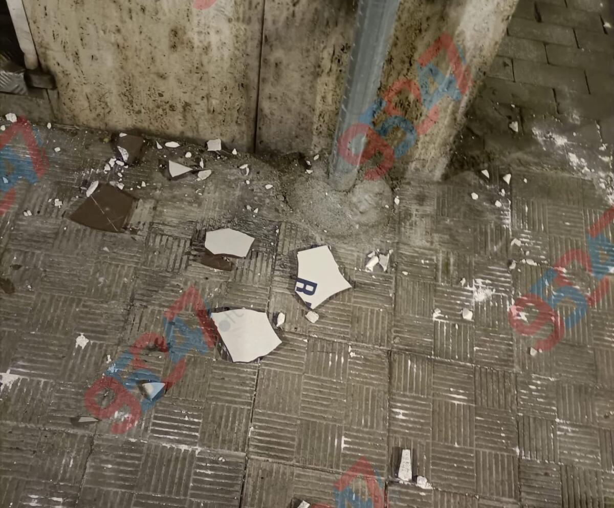 Paternò, vandali di nuovo in azione in via Bellini: danneggiata la targa della strada - 