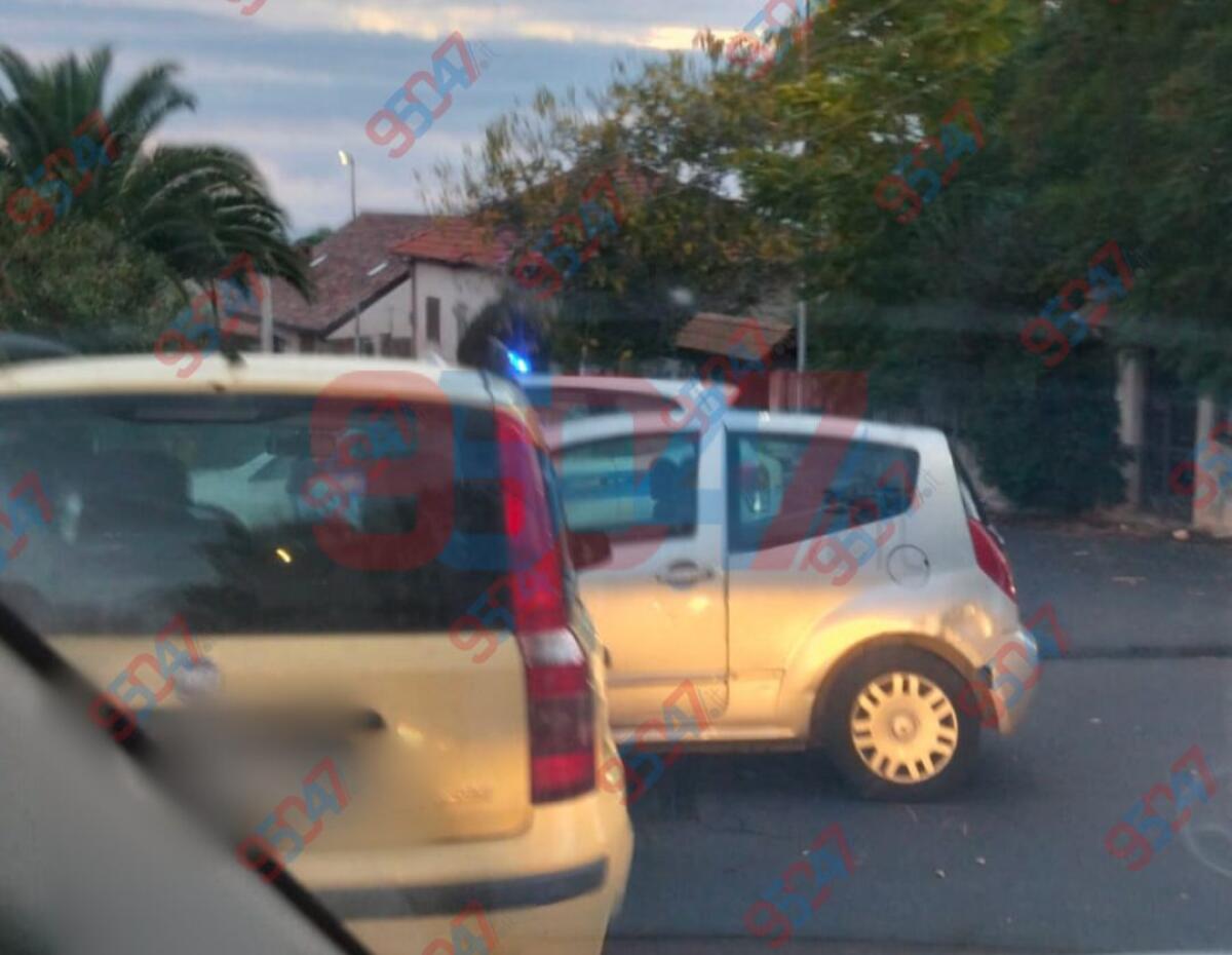 Scontro tra due autovetture a Ragalna: grave un ferito, trasportato in elisoccorso a Catania - 