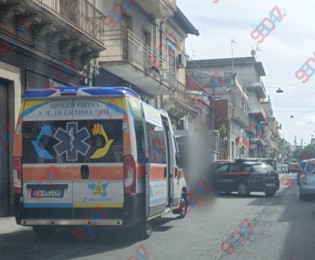 Paternò, 70enne aggredito in via Strano: trasportato in ospedale - 