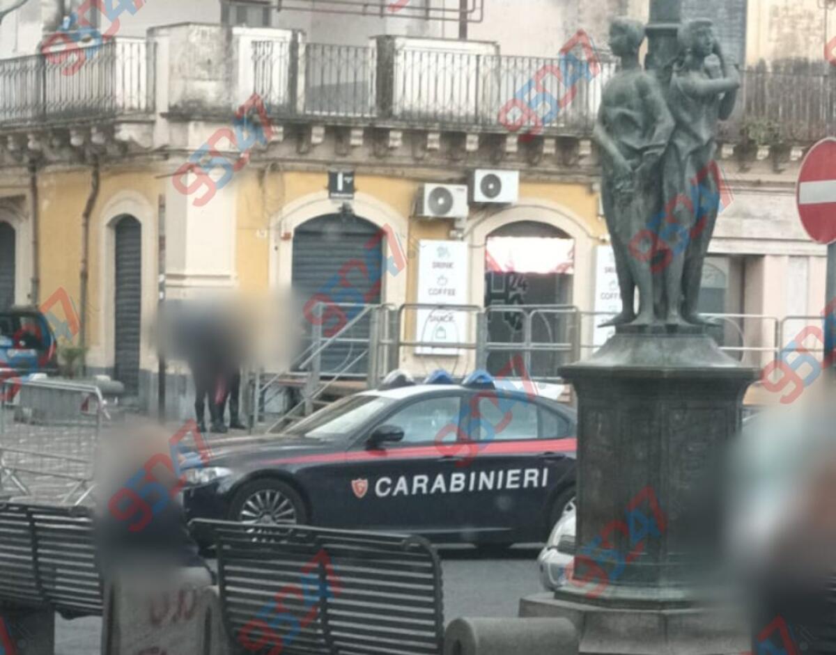 Paternò, assalto alla tabaccheria di piazza Indipendenza - 