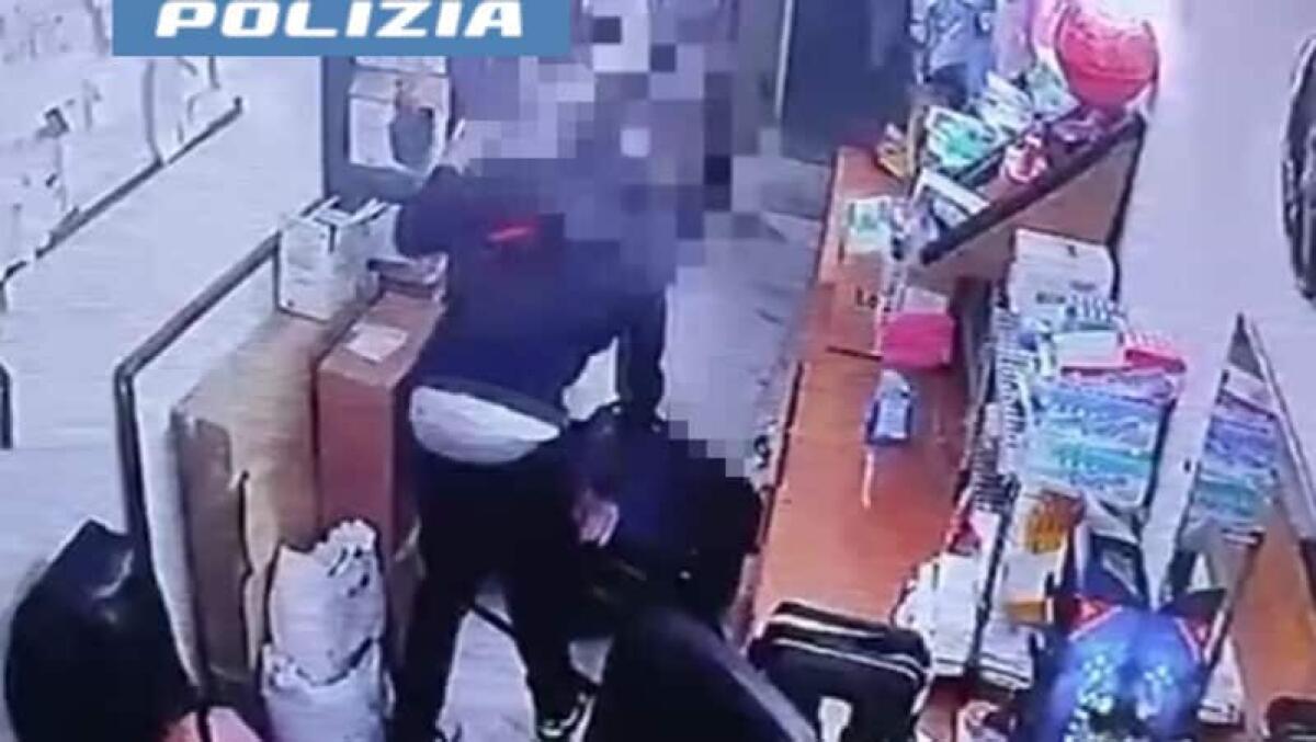 Catania, picchia brutalmente la moglie nel negozio: lei è grave, lui in carcere - 