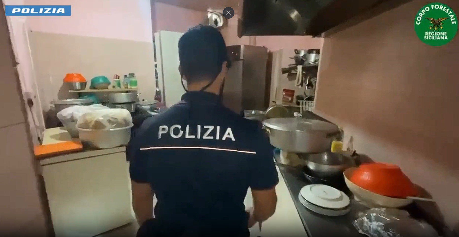 Catania, orrore in un ristorante indiano: carne scongelata in buste anonime, locale chiuso