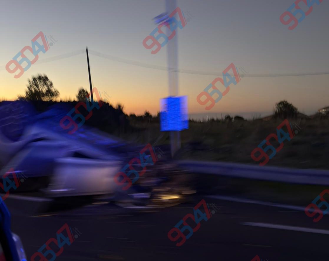 Giornata di paura sulle strade etnee: due auto ribaltate e tre feriti tra Adrano, Piano Tavola e Paternò. LE FOTO