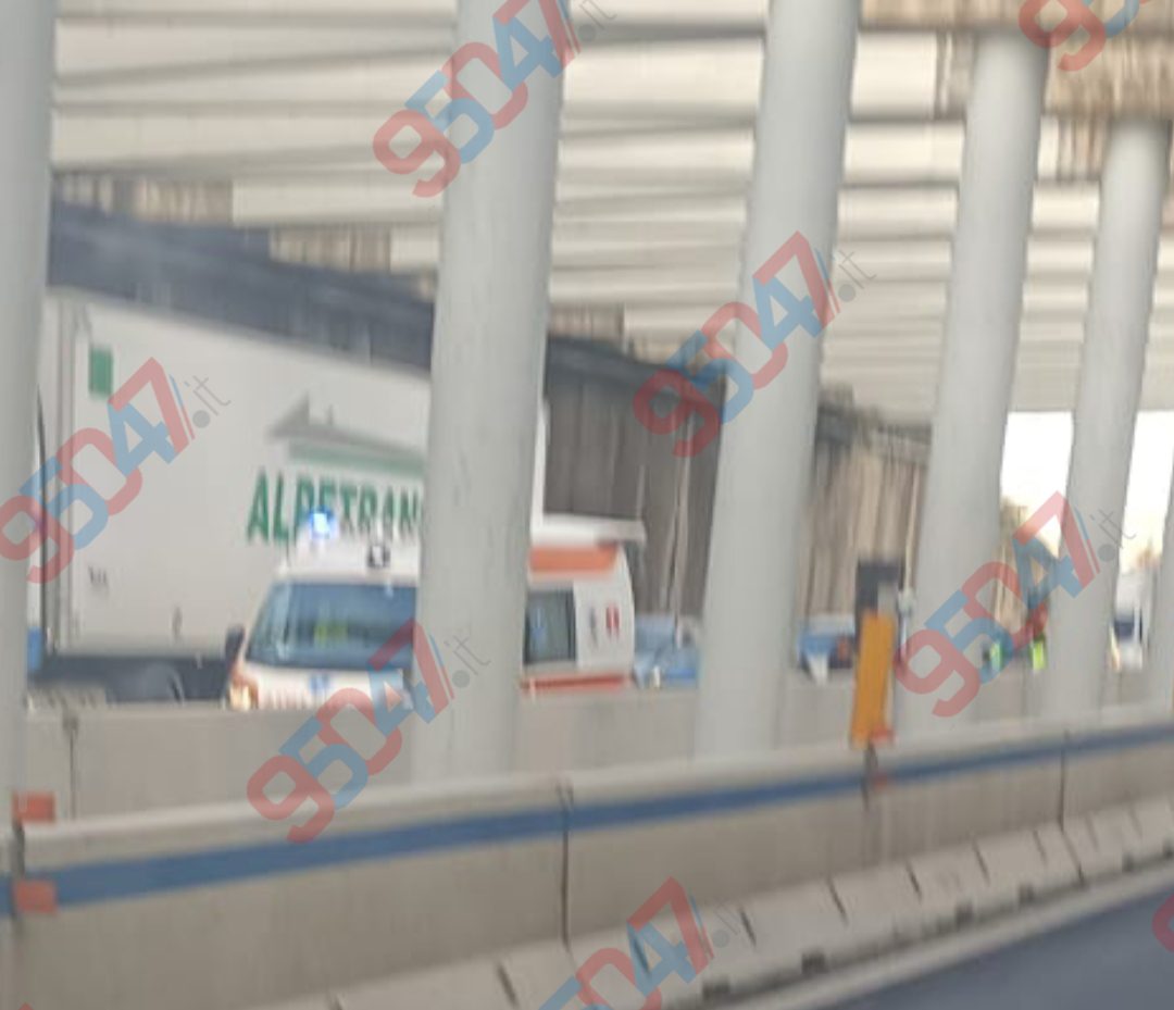 Tangenziale nel caos: due incidenti con feriti, soccorsi sul posto e traffico in tilt