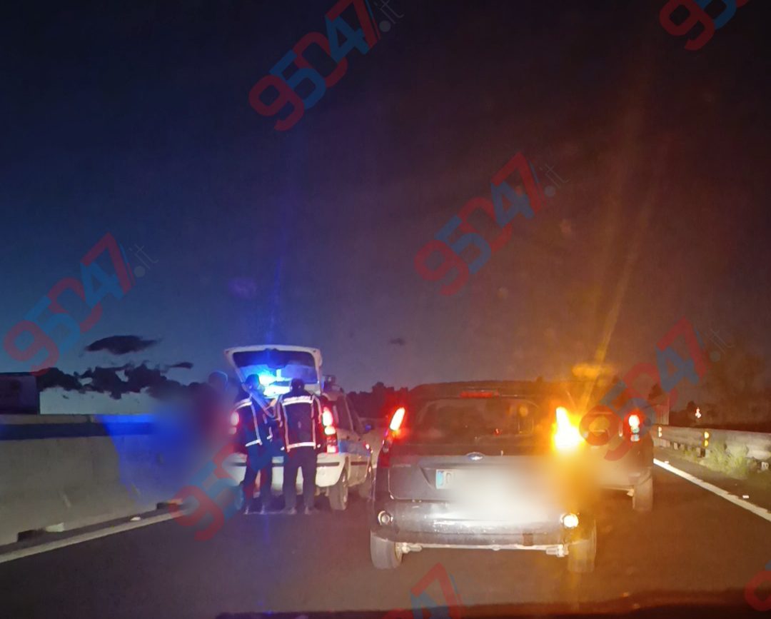 SUPERSTRADA 121 – ENNESIMO INCIDENTE TRA GLI SVINCOLI “CENTRO COMMERCIALE” E “PALAZZOLO”, CODE DIREZIONE PATERNÒ