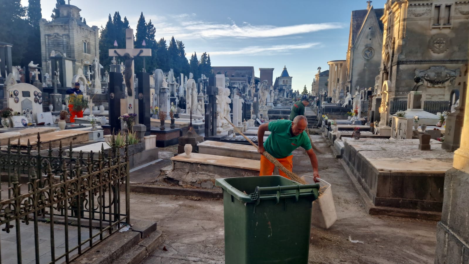 Cimitero Monumentale di Paternò: iniziati i lavori, l’assessore Gulisano annuncia messa in sicurezza e demolizione delle tombe pericolanti