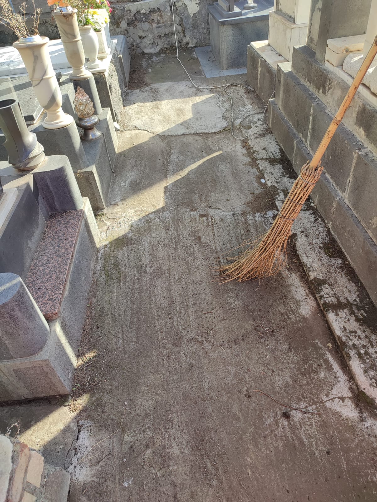 Cimitero Monumentale di Paternò: iniziati i lavori, l’assessore Gulisano annuncia messa in sicurezza e demolizione delle tombe pericolanti