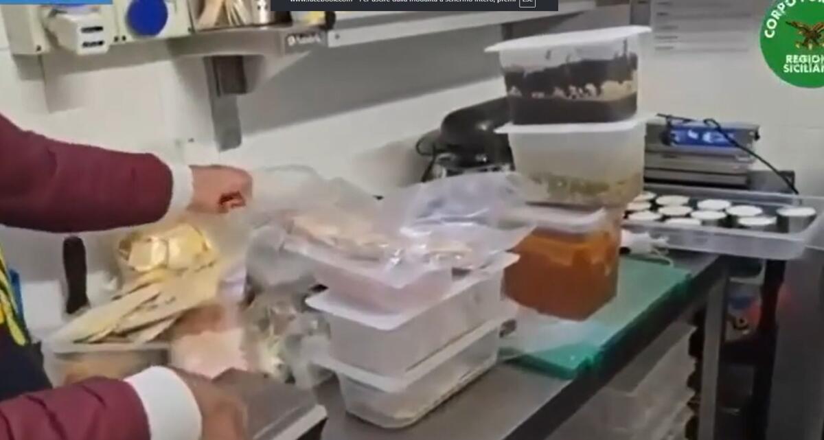 Adrano, maxi blitz della Polizia in un ristorante: sequestrati 22 chili di alimenti e sospesa l’attività - 