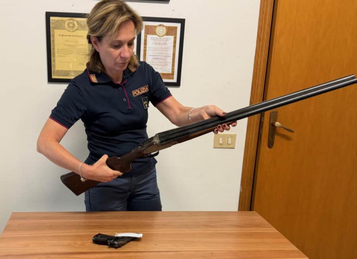 Mascalucia, trasferisce le armi da Catania senza avvisare la Polizia: denunciato - 