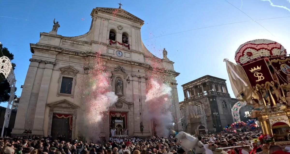 Paternò, Santa Barbara sarà Chiesa Giubilare dal 18 novembre al 11 dicembre: concessa l’indulgenza plenaria ai fedeli - 