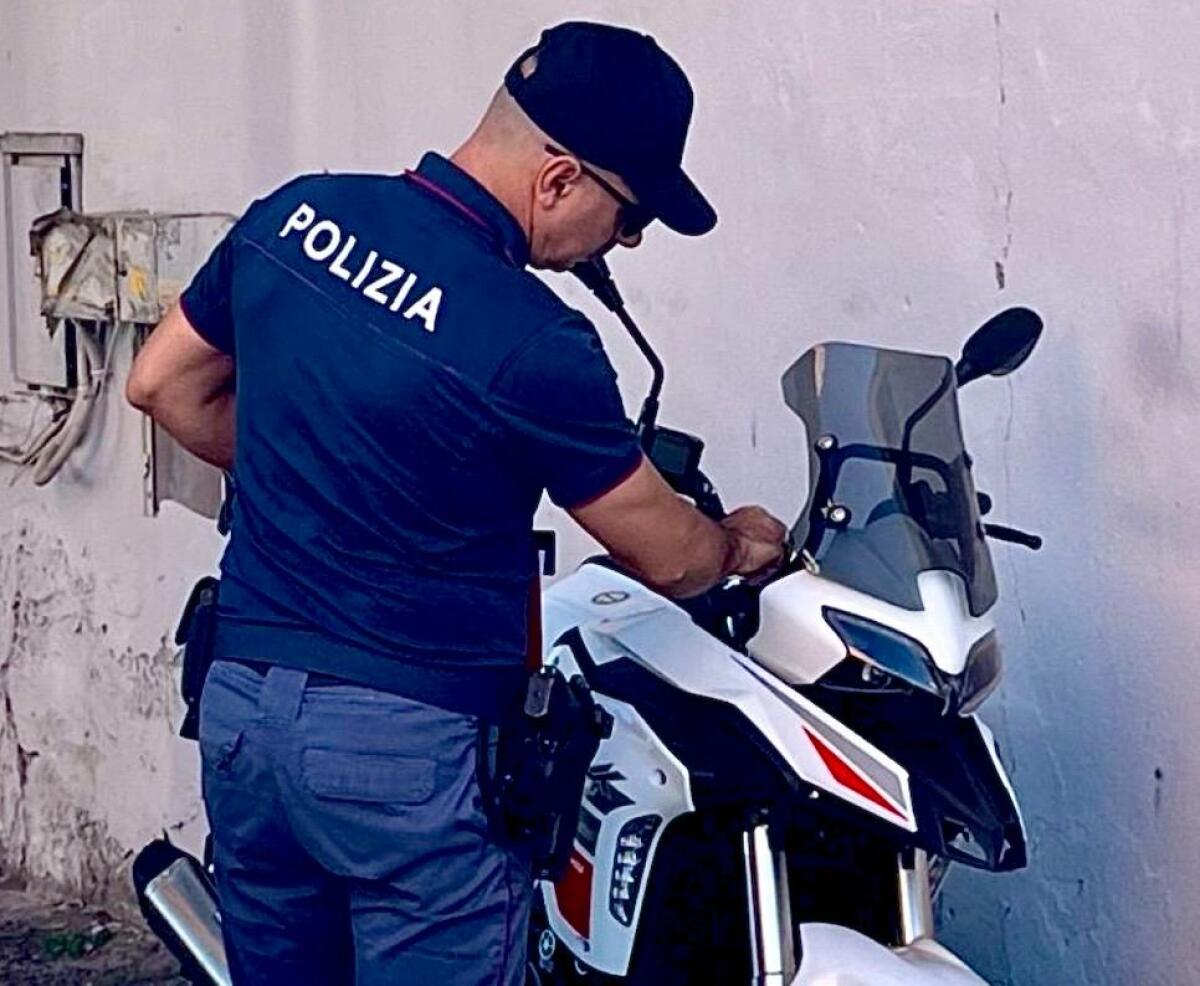 Furto lampo a Catania, ma il Gps tradisce i ladri: moto ritrovata a Librino - 
