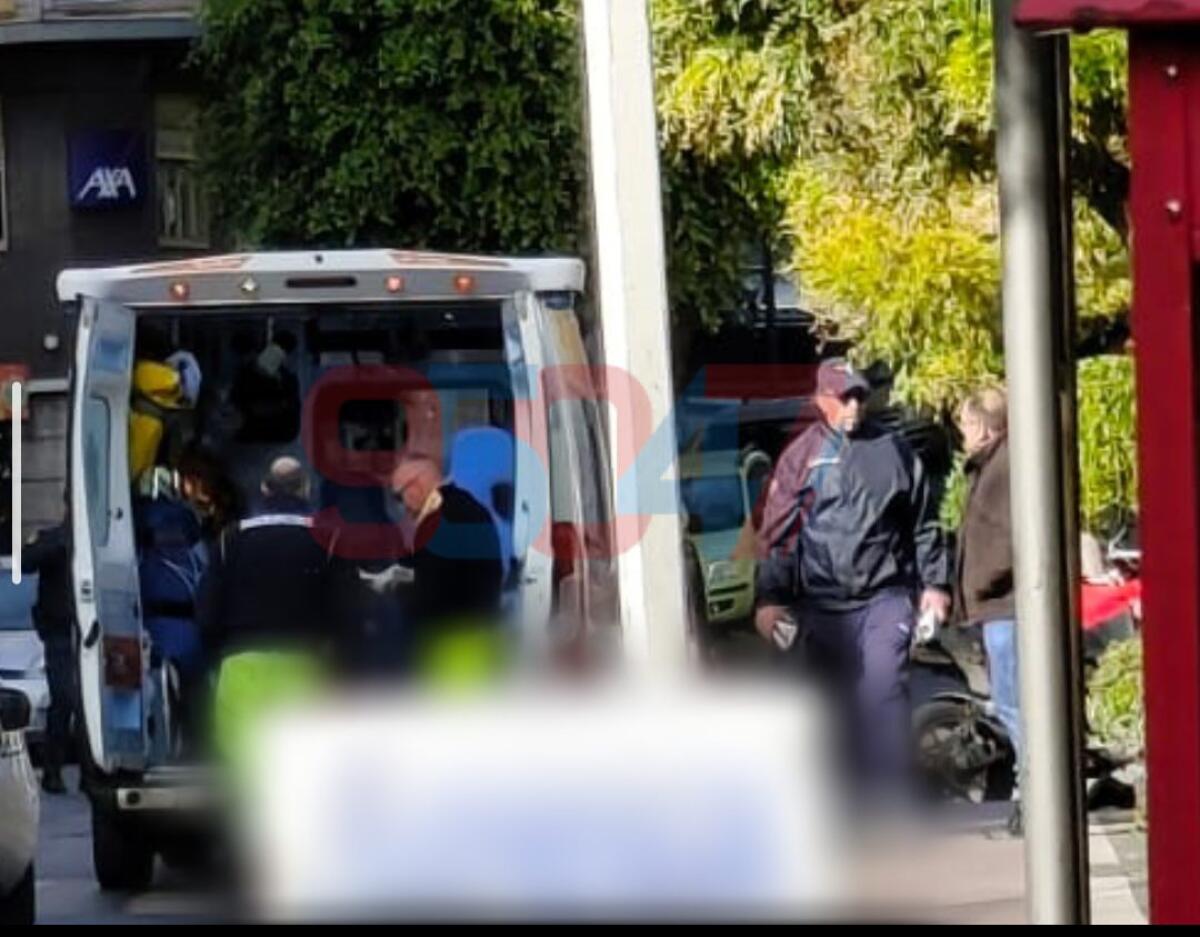 Paternò: anziano ferito dopo una caduta in piazza Umberto, l’ambulanza arriva da Catania - 