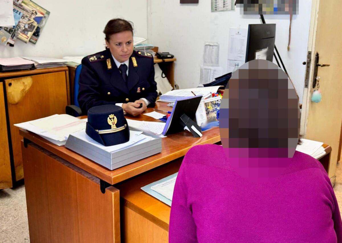 Catania, non accetta la fine della relazione: perseguita l’ex e la insegue mentre va dal parrucchiere - 